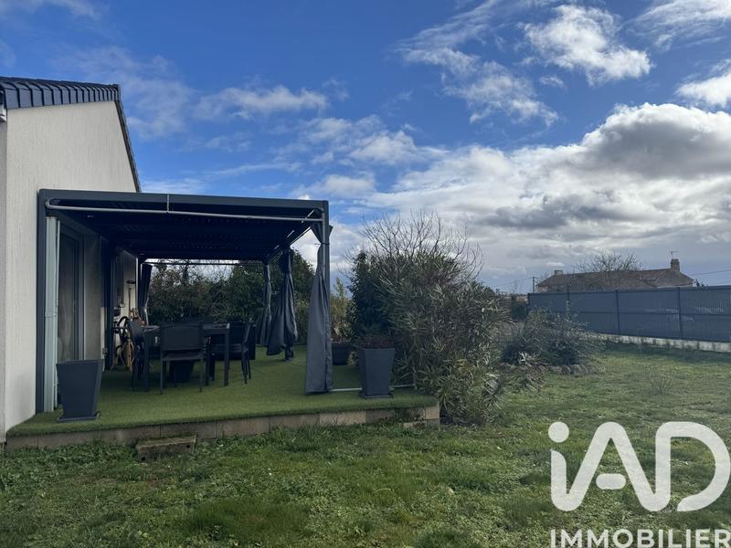 Maison - 90 m² - 5 pièces