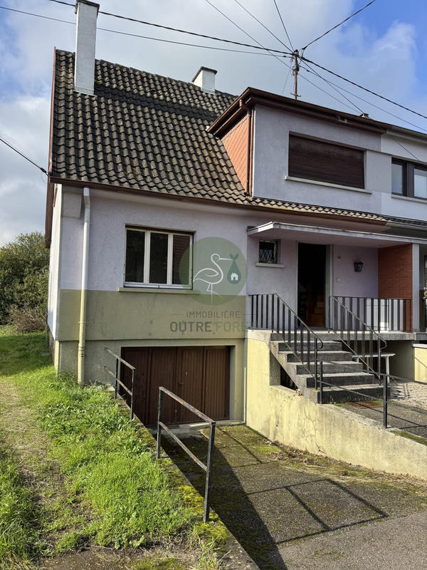 Maison - 90 m² - 4 pièces