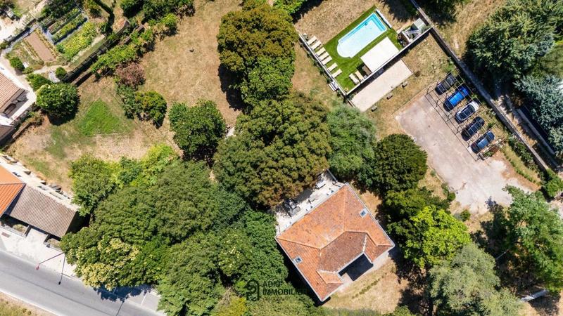 Maison de maîtres - 303 m² - 9 pièces