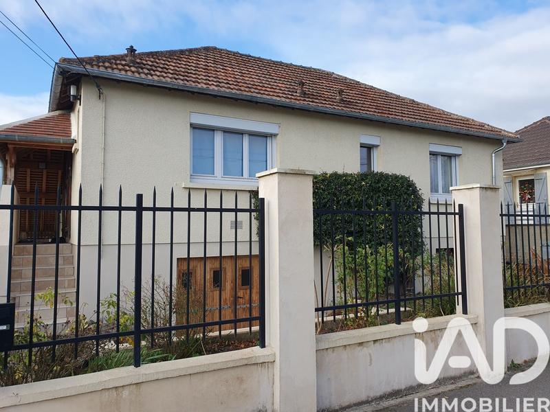 Maison - 93 m² - 4 pièces