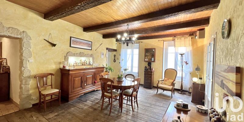 Maison de ville - 211 m² - 7 pièces