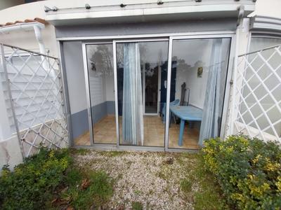 Studio - 18 m² - 1 pièce