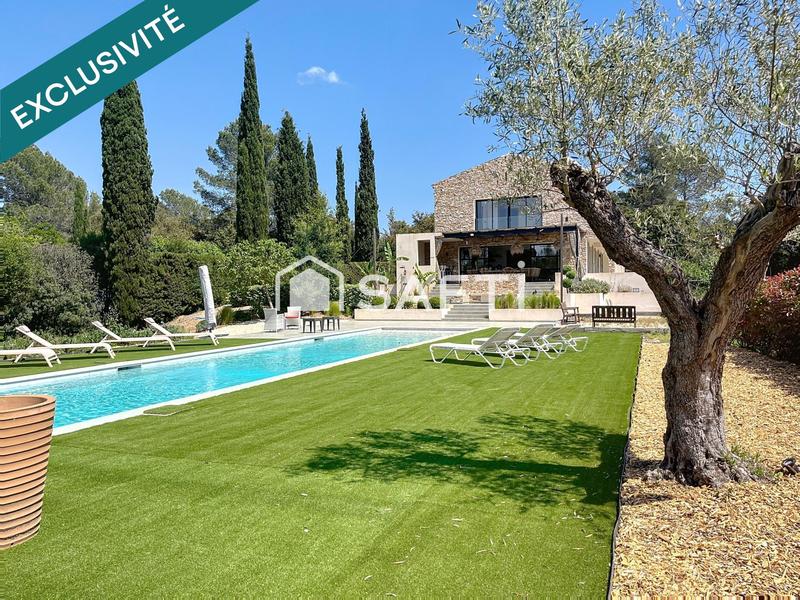 Villa - 240 m² - 5 pièces