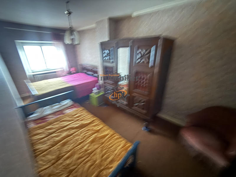 Maison - 275 m² - 3 pièces