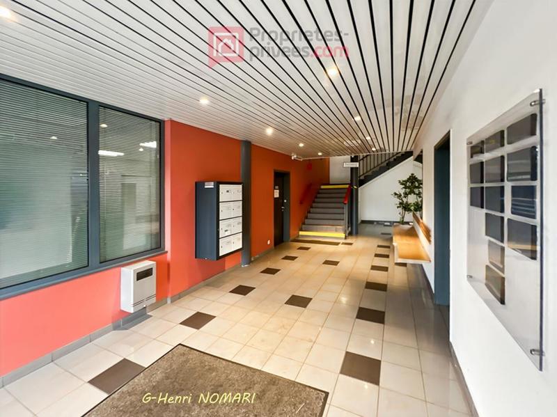 Parking / Garage - 230 m²