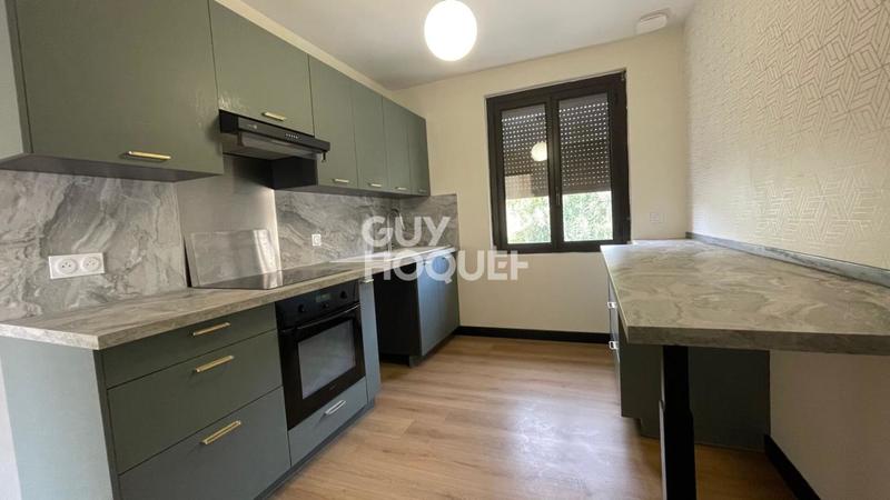 Maison - 92 m² - 5 pièces