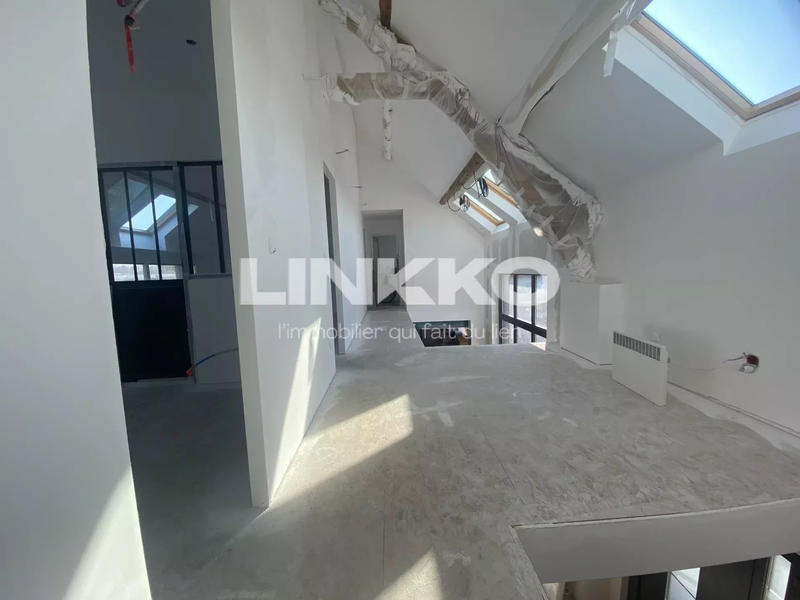 Maison - 167 m² - 5 pièces