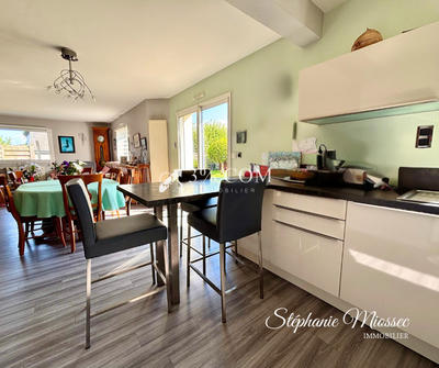 Maison traditionnelle - 107 m² - 5 pièces