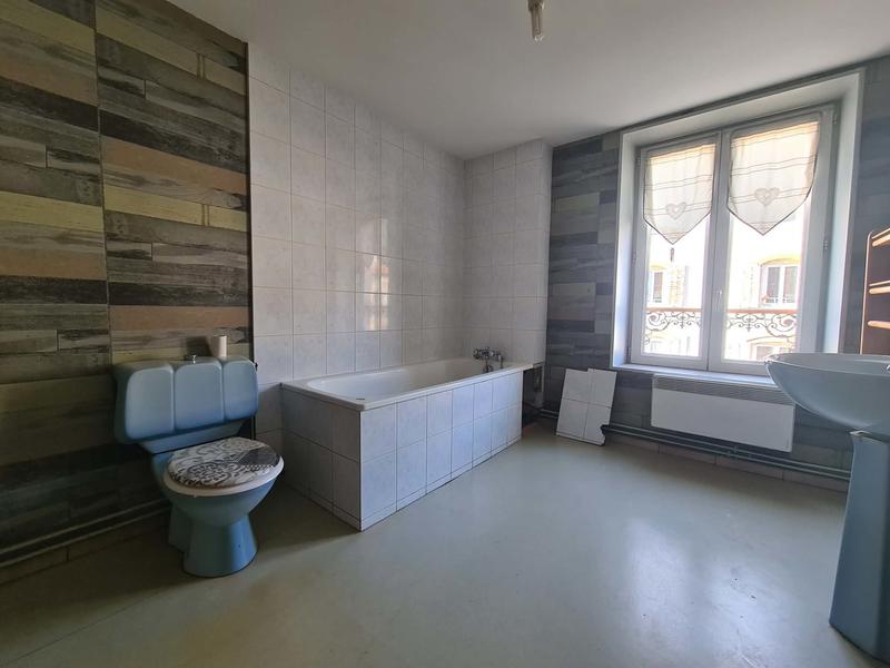 Appartement - 75 m² - 3 pièces