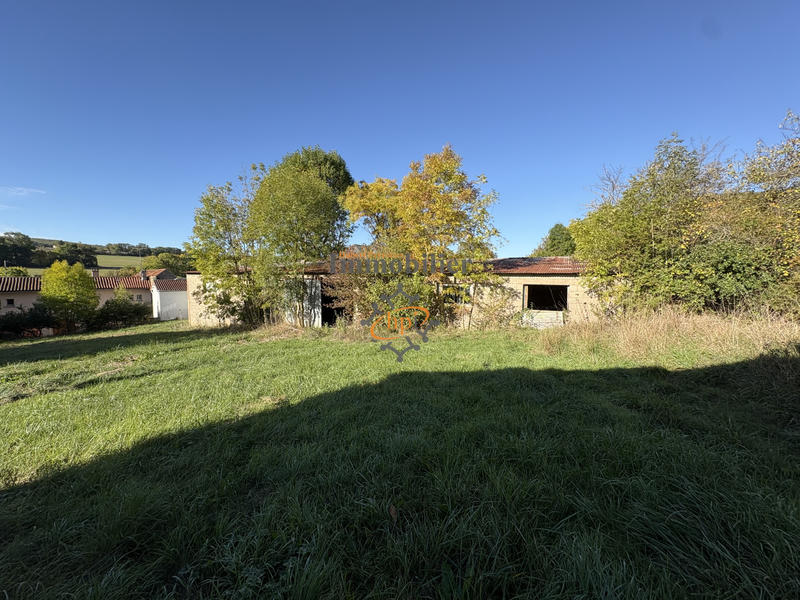 Maison - 510 m² - 3 pièces