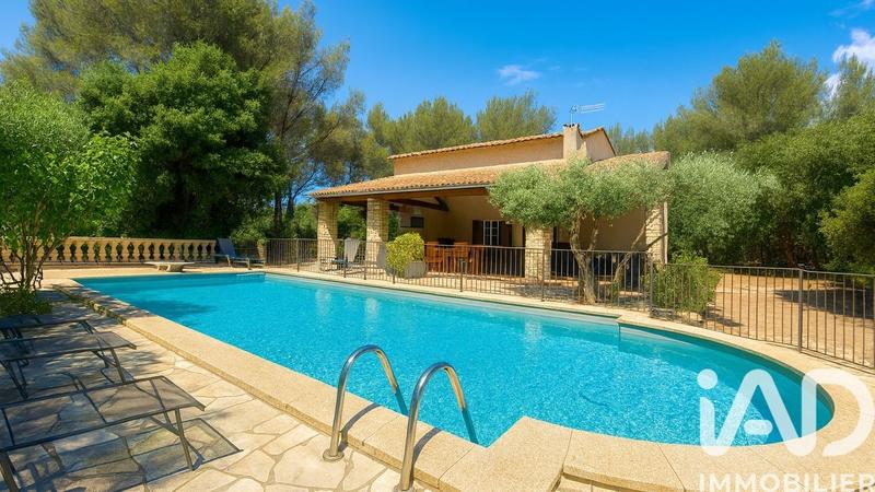 Maison - 172 m² - 8 pièces