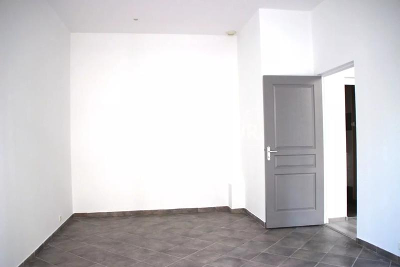 Local d'activités - 32 m² - 2 pièces