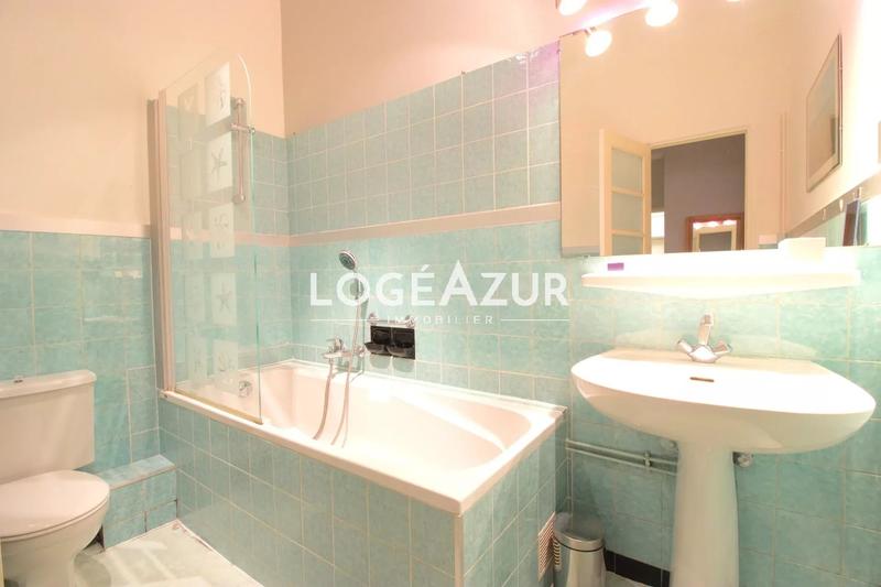 Appartement - 110 m² - 4 pièces