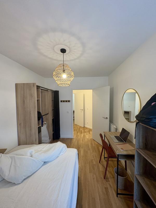 Chambre - 20 m² - 5 pièces