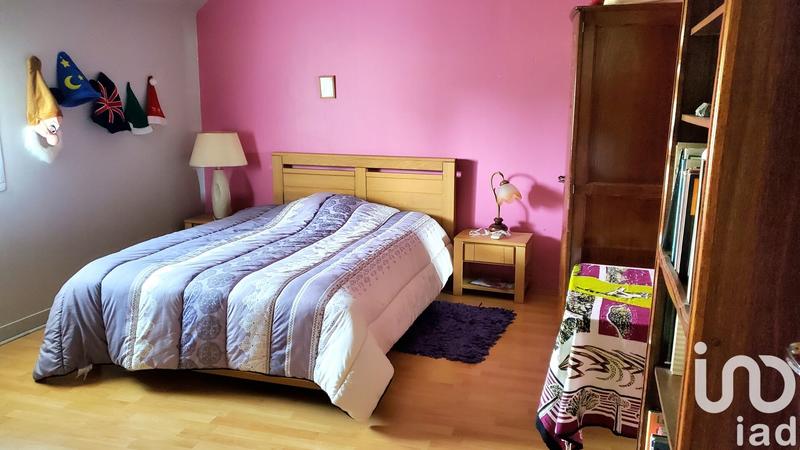 Maison - 214 m² - 8 pièces