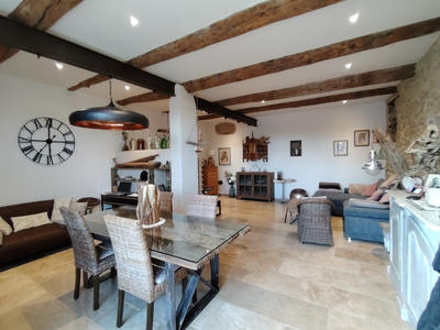 Mas - 220 m² - 7 pièces