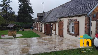 Maison de ville - 112 m² - 5 pièces