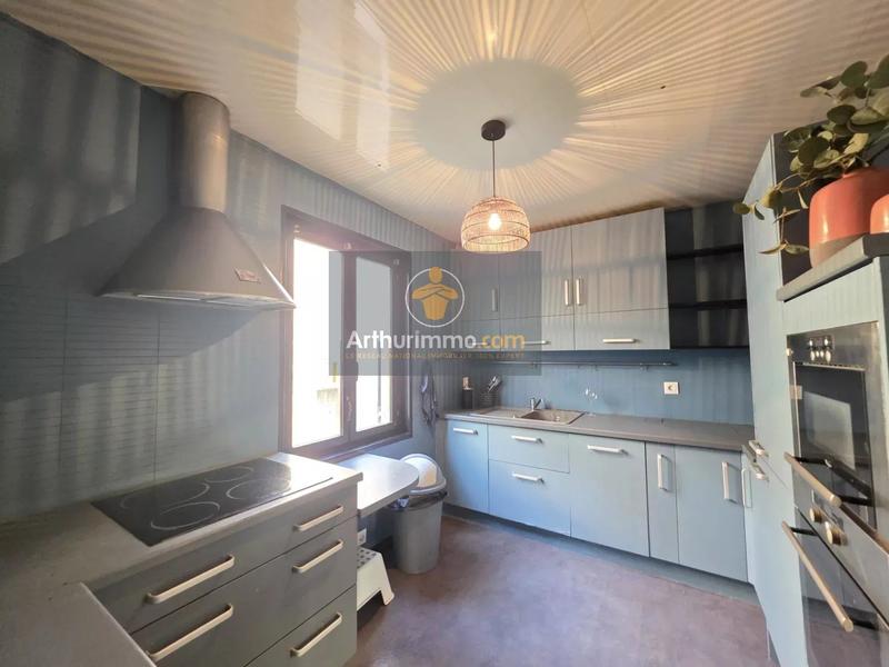 Maison - 90 m² - 5 pièces