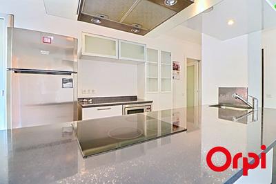 Appartement - 74 m² - 3 pièces