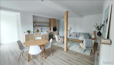 Immeuble - 97 m² - 5 pièces