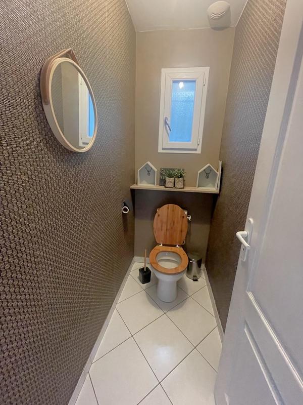 Maison - 166 m² - 7 pièces