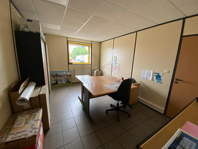 Bureau - 423 m²
