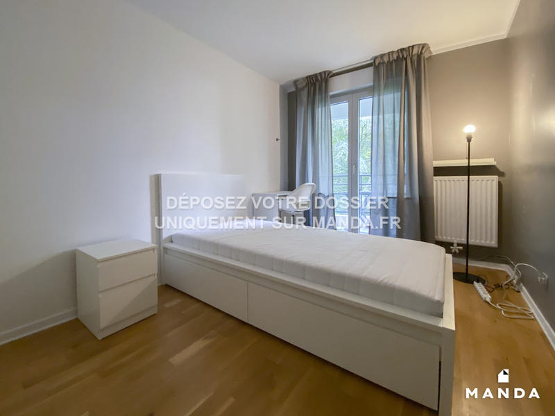 Chambre - 10 m² - 4 pièces