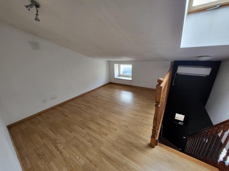 Maison - 200 m² - 9 pièces