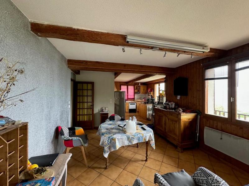 Appartement - 77 m² - 3 pièces