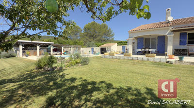 Maison - 144 m² - 6 pièces