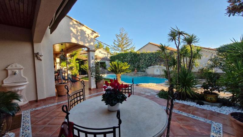 Maison - 138 m² - 5 pièces