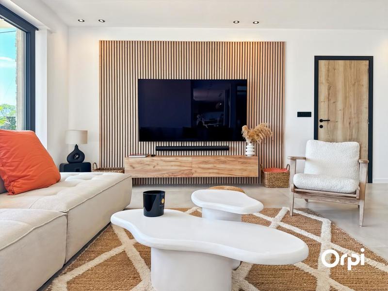 Villa - 242 m² - 5 pièces