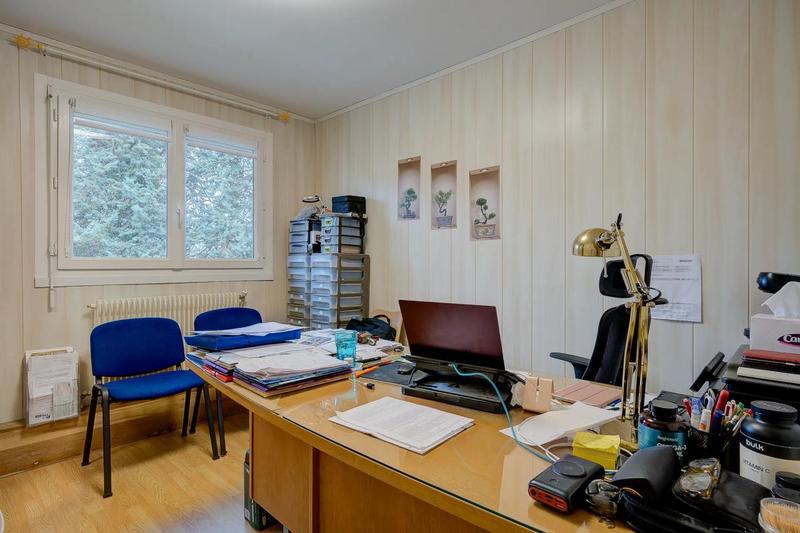 Appartement - 156 m² - 8 pièces