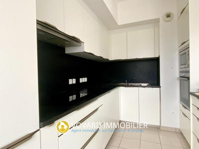 Appartement - 66 m² - 2 pièces