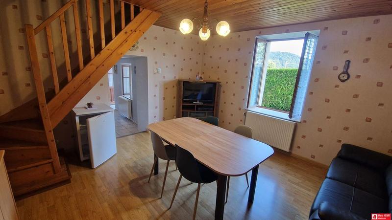 Maison traditionnelle - 80 m² - 4 pièces