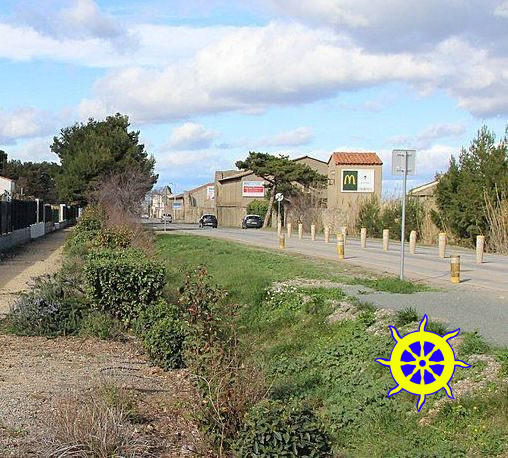 Local commercial - 90 m² - 1 pièce