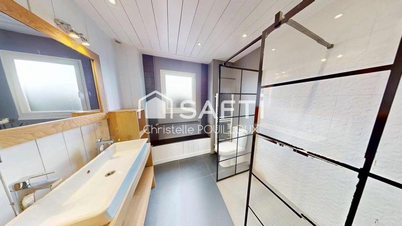 Maison - 260 m² - 8 pièces