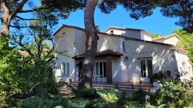 Maison - 167 m² - 6 pièces