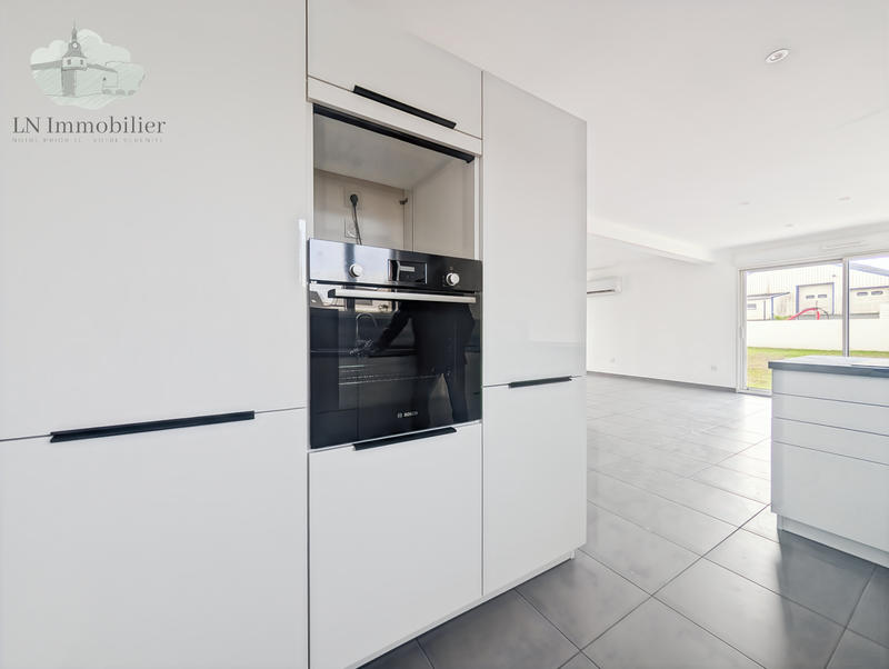 Maison - 97 m² - 5 pièces