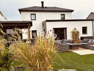 Maison - 127 m² - 5 pièces