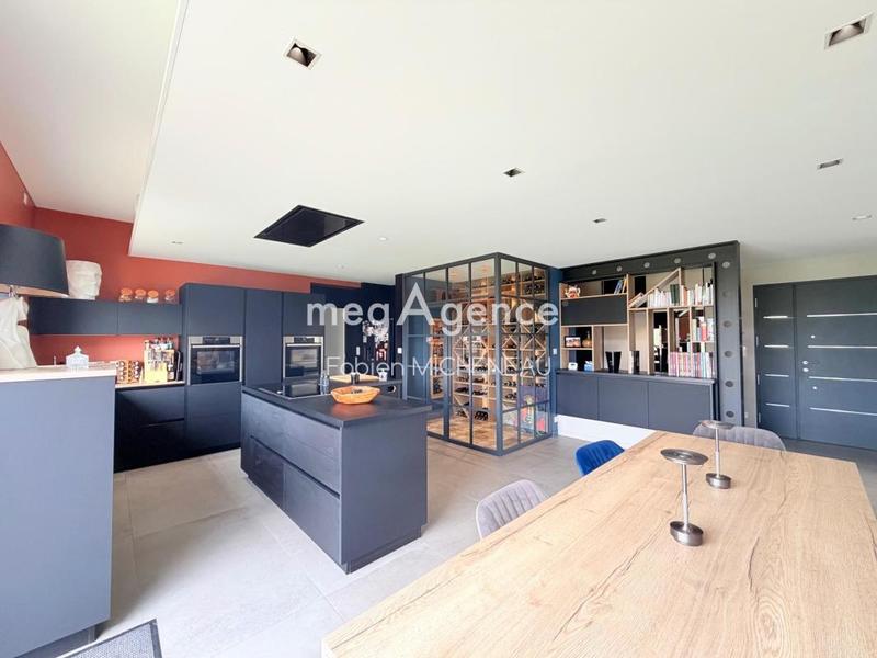 Maison - 160 m² - 5 pièces