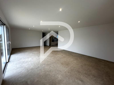 Maison - 108 m² - 4 pièces