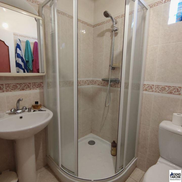 Maison traditionnelle - 122 m² - 6 pièces