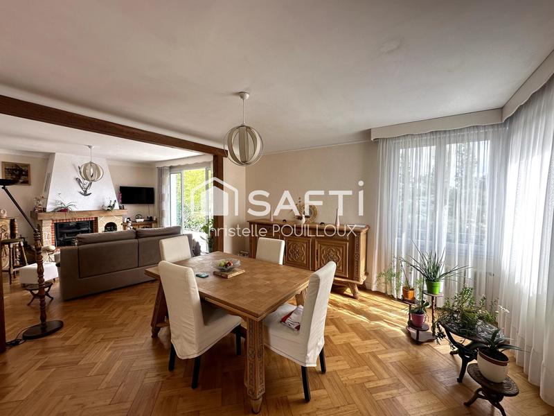 Maison - 135 m² - 5 pièces