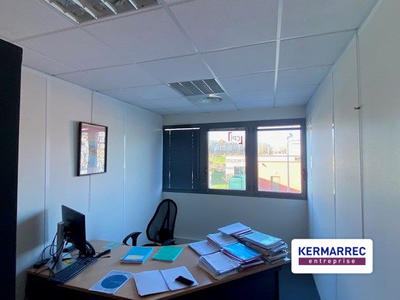 Bureau - 250 m²