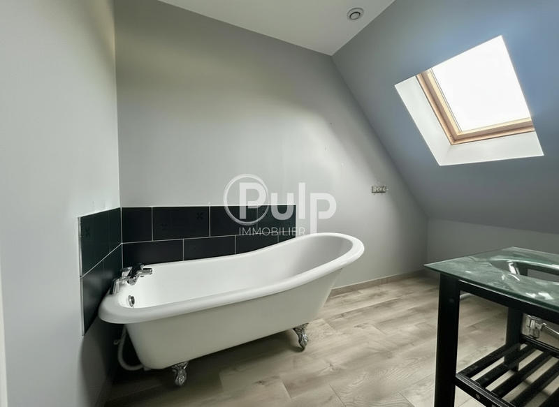 Pavillon - 177 m² - 6 pièces