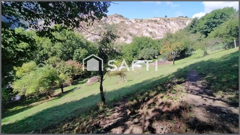 Maison - 223 m² - 11 pièces