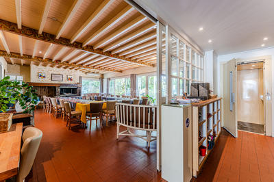 Appartement - 452 m² - 30 pièces