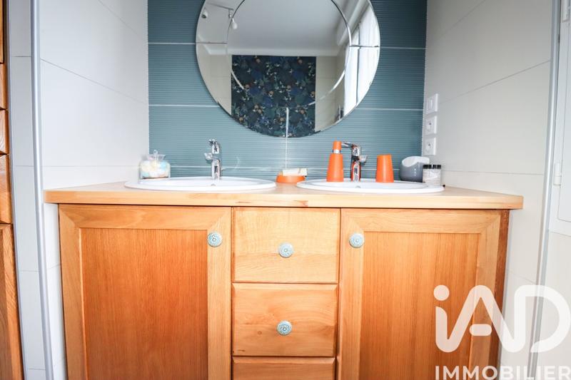 Maison - 273 m² - 11 pièces