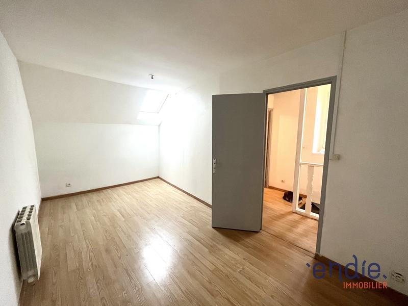 Appartement - 99 m² - 4 pièces